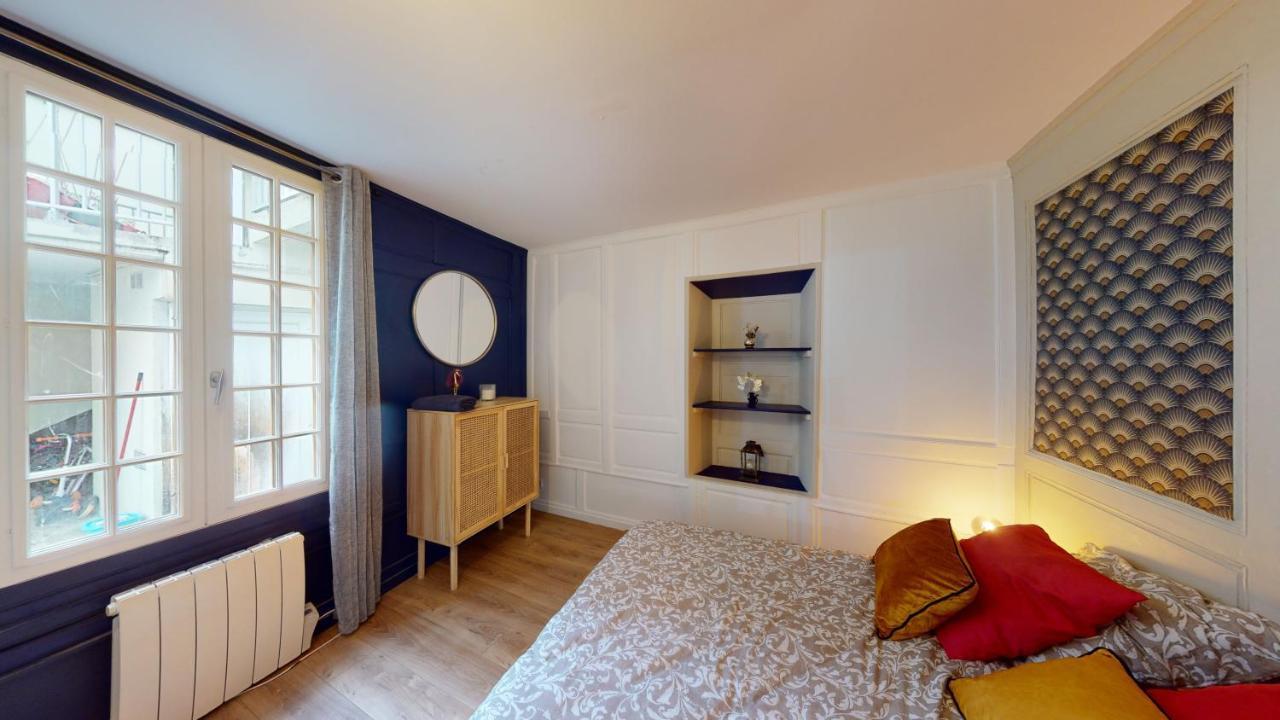 Duplex Entre La Cathedrale Et La Basilique Apartment Reims Bagian luar foto